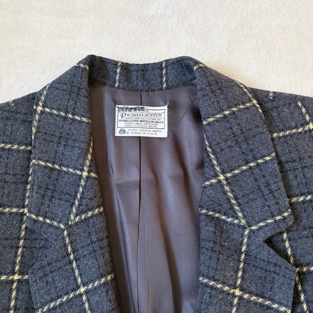 Vintage Pendleton Wool Plaid Blazer Jacket - Picture 3 of 14